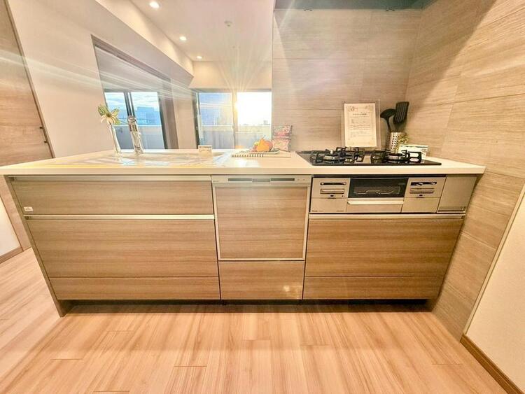 その他 使いやすくスタイリッシュなキッチン空間になっております。