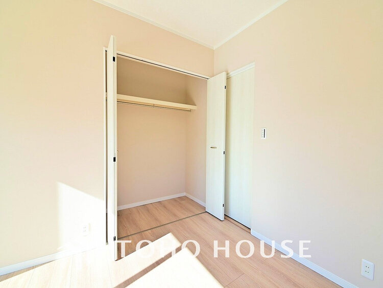 収納 居室　収納