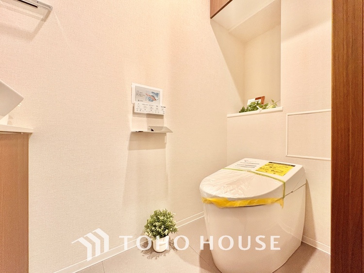 トイレ 清潔感あふれる快適なトイレ。毎日を心地よく過ごせるおすすめポイントです。