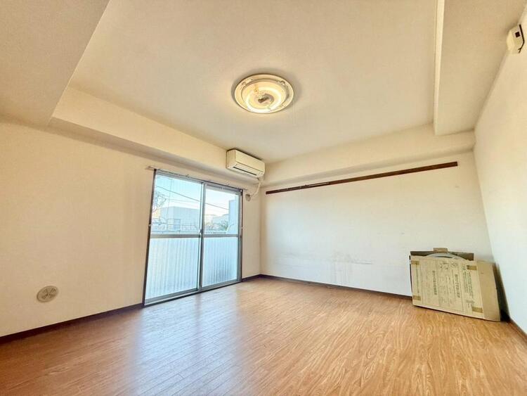 その他 清かで艶やかな時間をもたらしてくれる室内です。