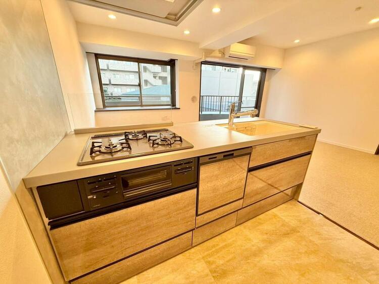 その他 使いやすくスタイリッシュなキッチン空間になっております。