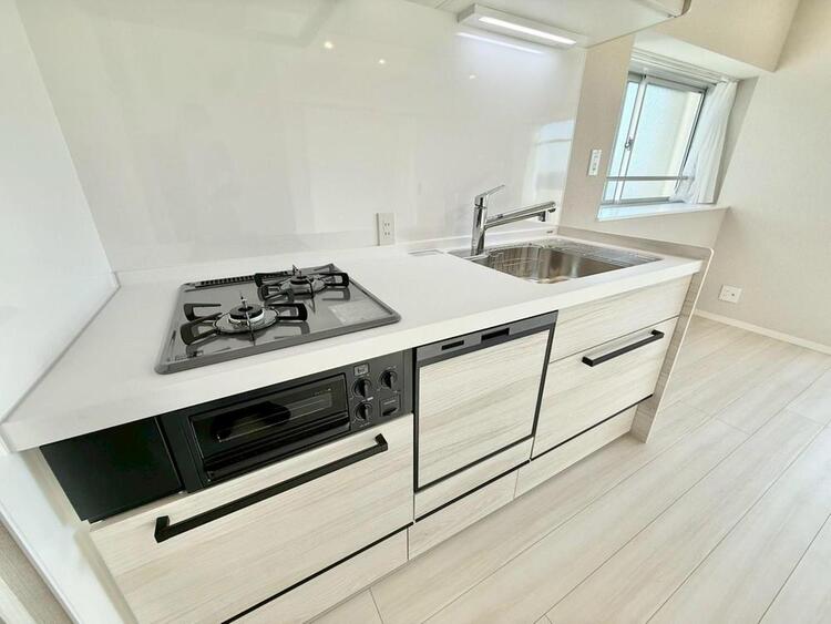 その他 使いやすくスタイリッシュなキッチン空間になっております。