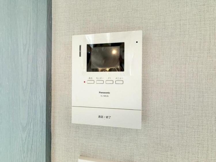 その他 誰が来てもわかる様にモニター付きインターホンを設置。