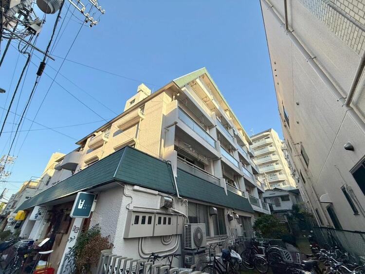 その他 飽きのこないシンプルモダンな外観です。