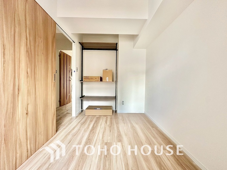 内装 現在改装中◆属毛離裏◆子は父を手本とし、母に愛育されて成長する。家族の深い繋がり。いつまでも大切にしたい。