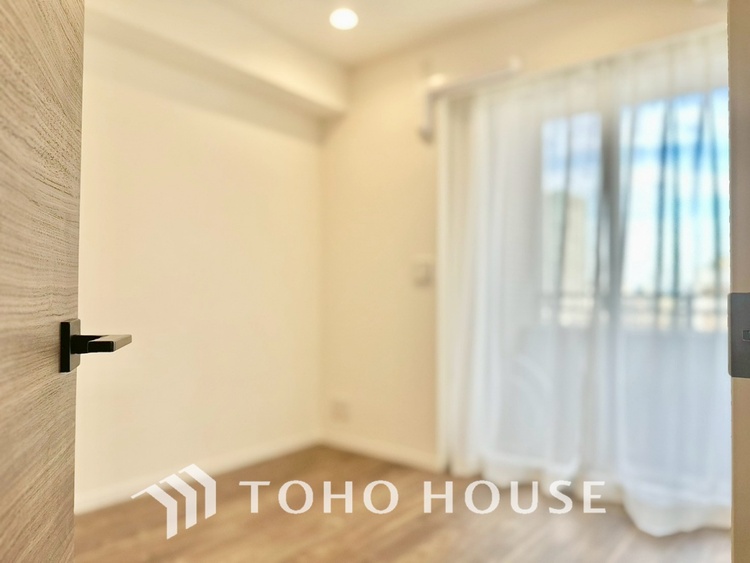 内装 【PRIVATE ROOM】◆快適◆な暮らしに不可欠な収納スペース。快適さとともに思い出も詰まっていく。