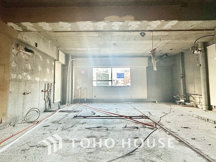 内装 現在改装中◆快適◆な暮らしに不可欠な収納スペース。快適さとともに思い出も詰まっていく。