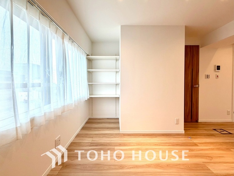 内装 ◆住む喜び、楽しさ、感動◆を君と共有したい。いつまでもずっと家族を見渡せるこの広い空間で。