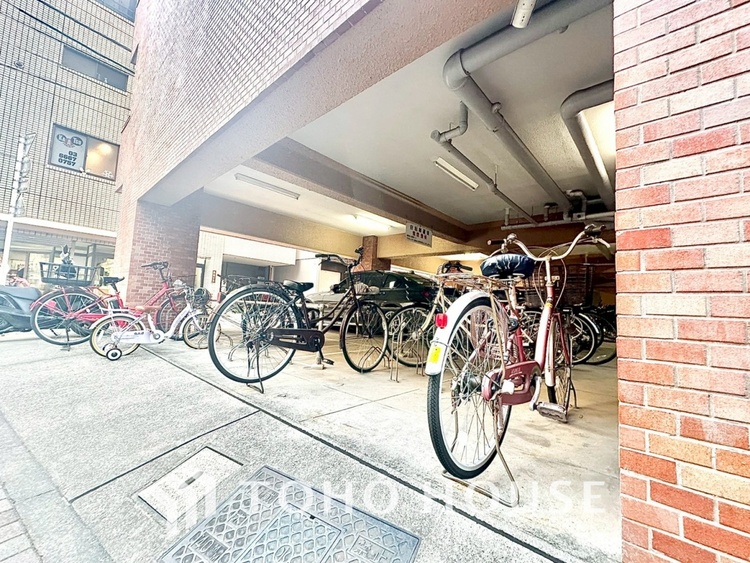 その他 【ENTRANCE】◆そびえ立つ◆我が家のシンボル。遠くの空が赤く染まる夕べが待ち遠しい。