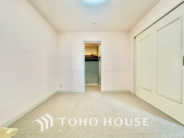 内装 現在改装中◆快適◆な暮らしに不可欠な収納スペース。快適さとともに思い出も詰まっていく。