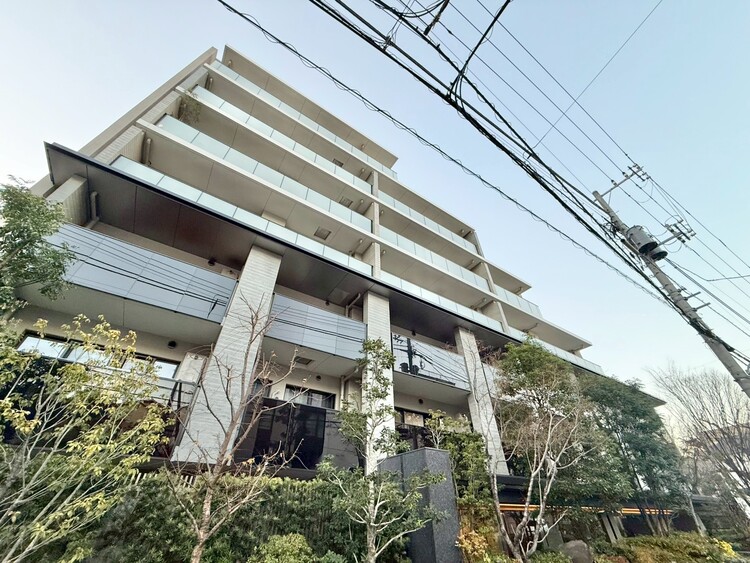 その他 飽きのこないシンプルモダンな外観です。