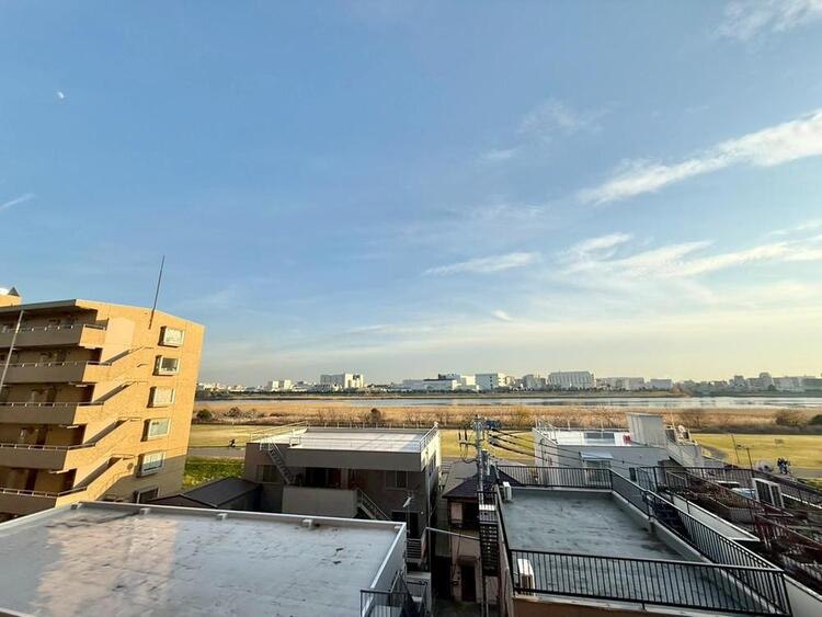 その他 陽当たり・通風・開放感に恵まれた環境です。