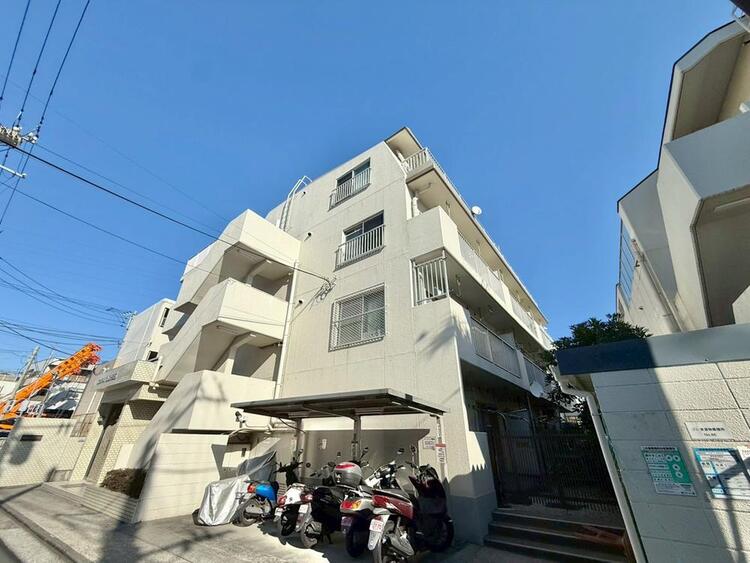 その他 飽きのこないシンプルモダンな外観です。