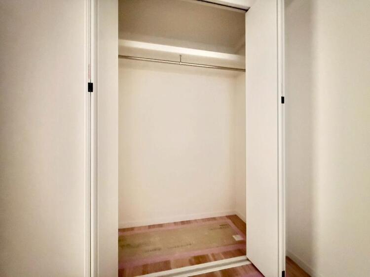 その他 収納スペースが付いていて、お部屋を広く使っていただけます。