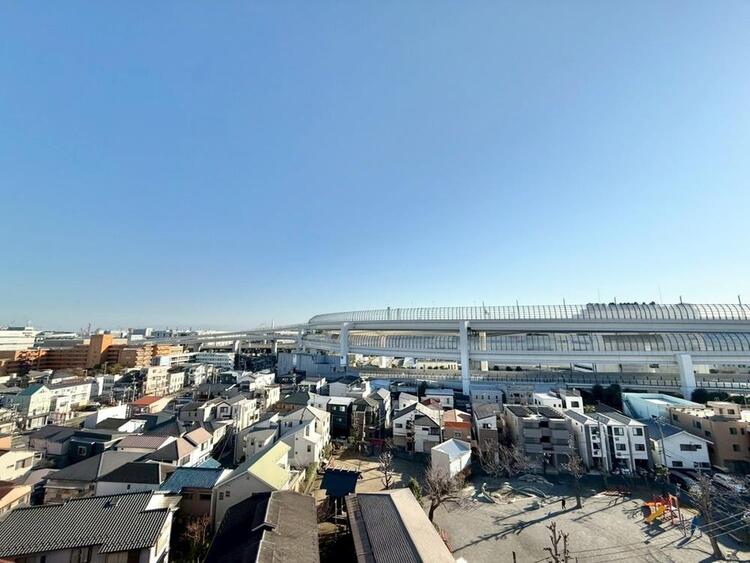 その他 眺望や窓からの景色が良いと、家で過ごす時間も快適です。