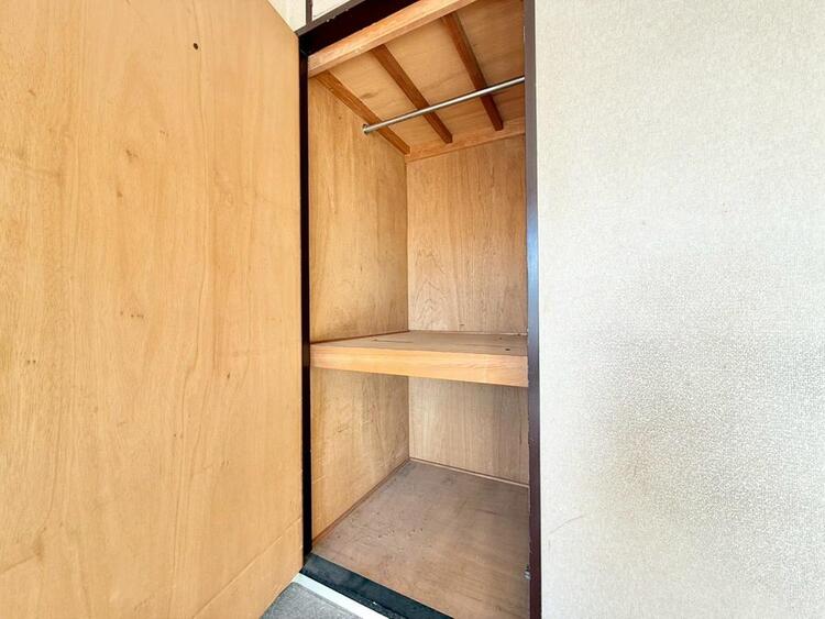 その他 収納スペースが付いていて、お部屋を広く使っていただけます。