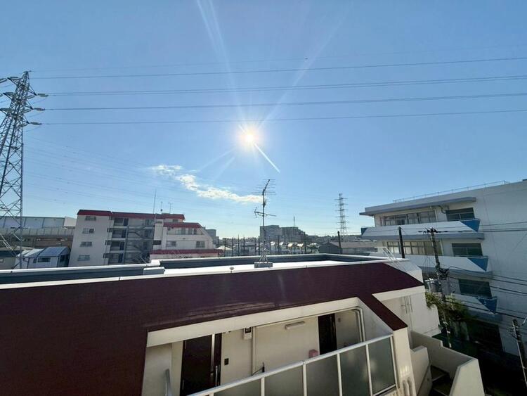 その他 眺望や窓からの景色が良いと、家で過ごす時間も快適です。