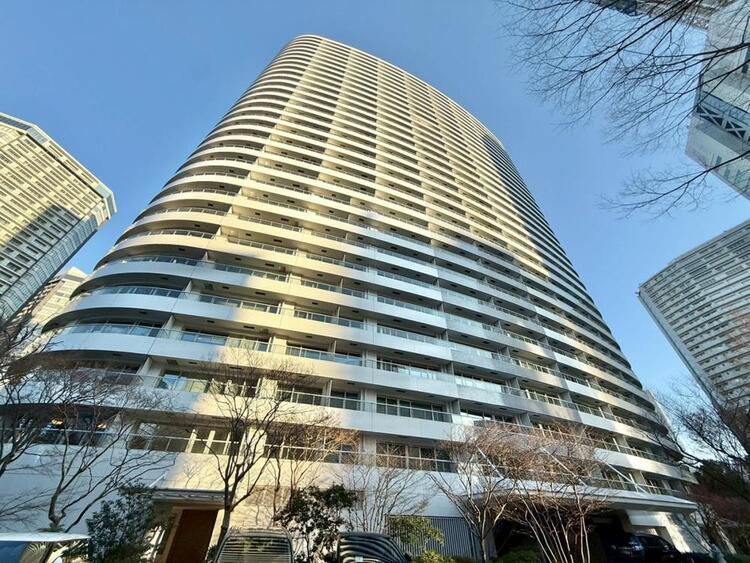 その他 飽きのこないシンプルモダンな外観です。