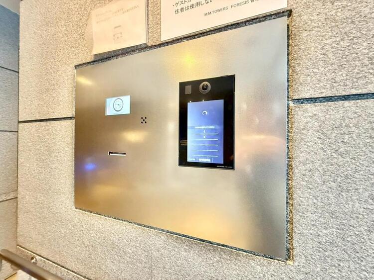 その他 誰が来てもわかる様にモニター付きインターホンを設置。