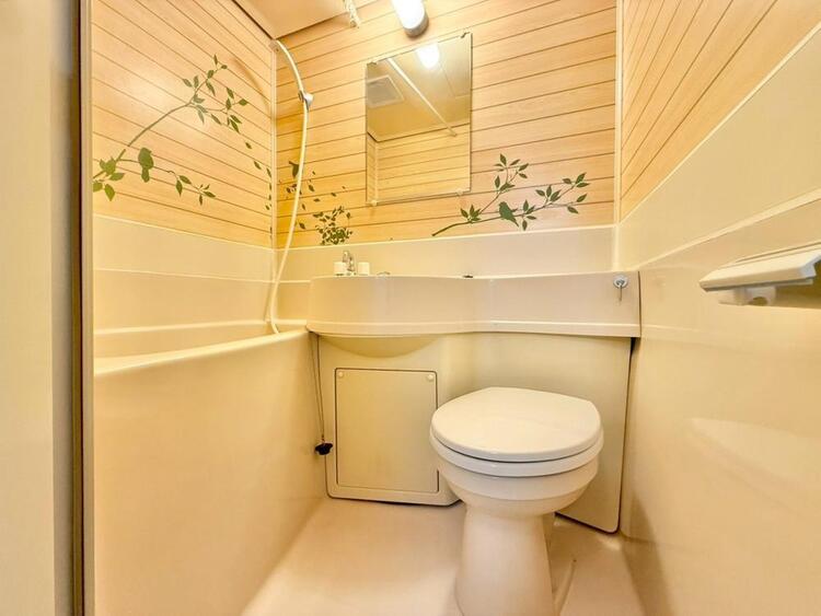 その他 十分な広さの脱衣所。