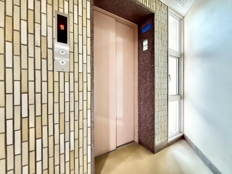 その他 エレベーター完備のため荷物が多くなっても安心。