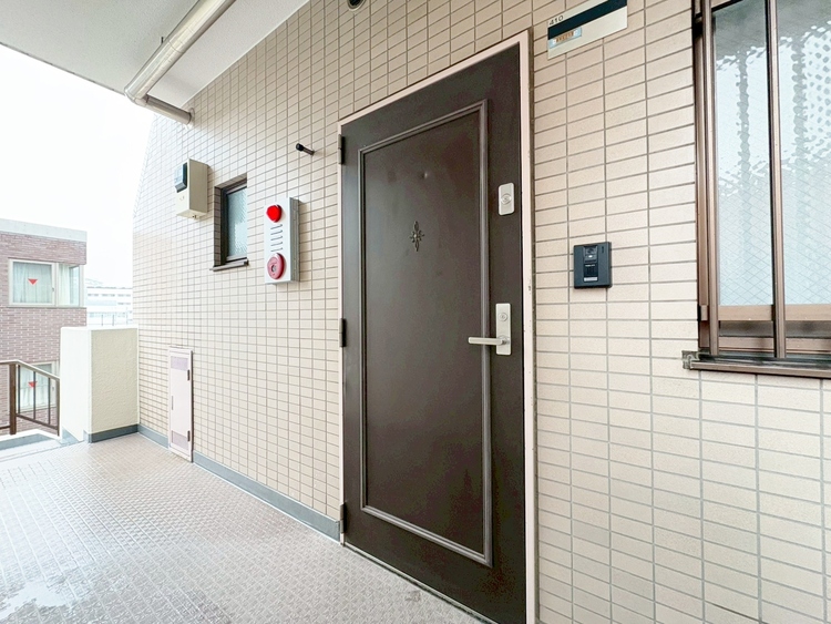 玄関 玄関を開ければ、そこは安らぎのご自宅。