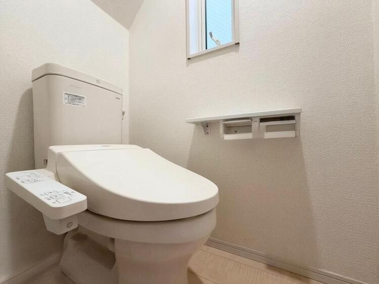 トイレ 暮らしの中のさりげないひとときの快適さにも、こだわりを、持って設備を配しております。