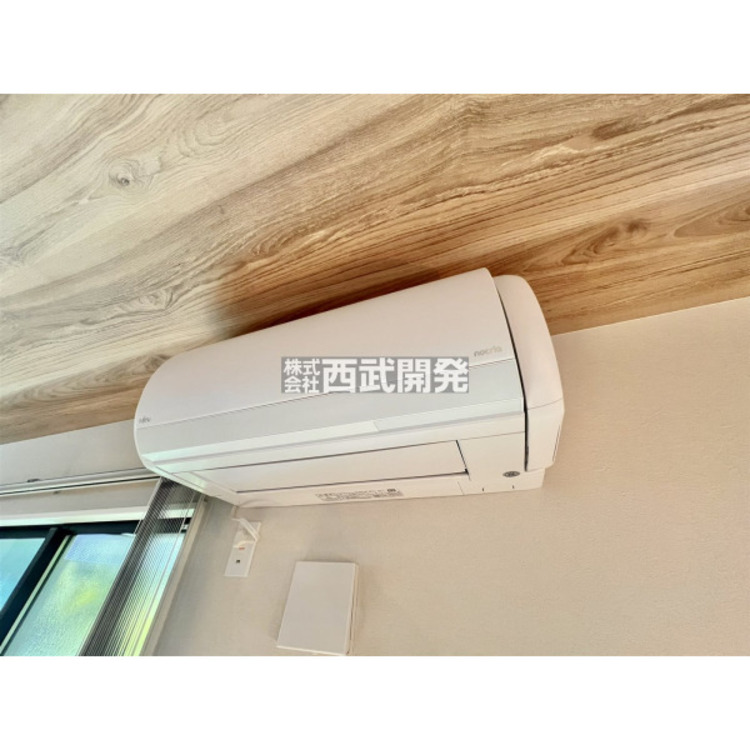 設備 エアコン付き