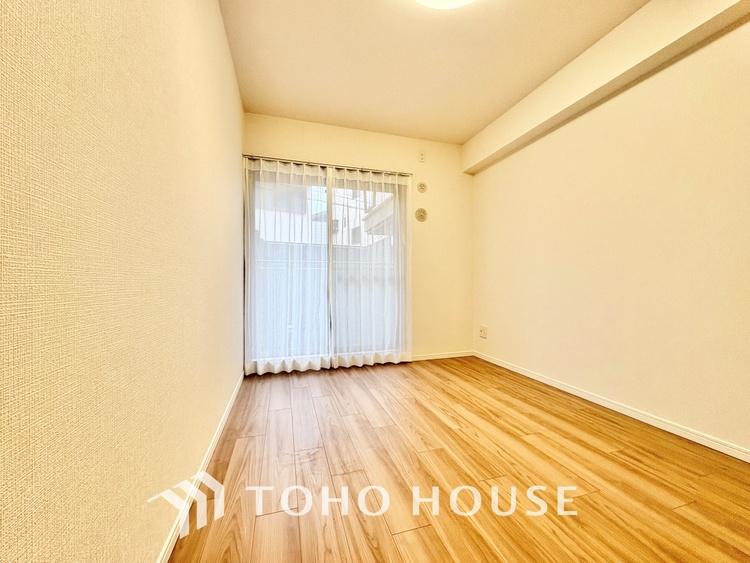 内装 寝室は一日の疲れを癒す大切な空間。快適で落ち着けるおすすめの間取りです。