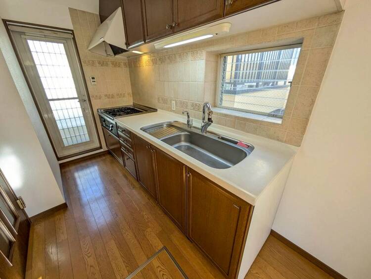 その他 使いやすくスタイリッシュなキッチン空間になっております。