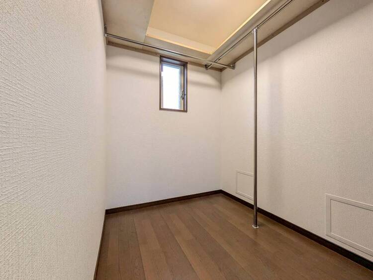 その他 収納スペースが付いていて、お部屋を広く使っていただけます。