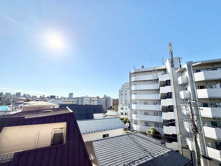 その他 眺望や窓からの景色が良いと、家で過ごす時間も快適です。