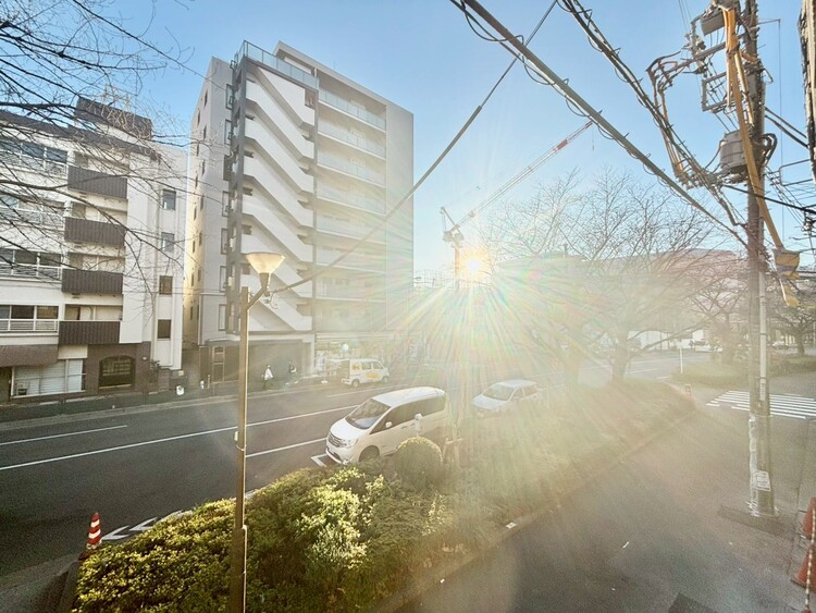 その他 眺望や窓からの景色が良いと、家で過ごす時間も快適です。