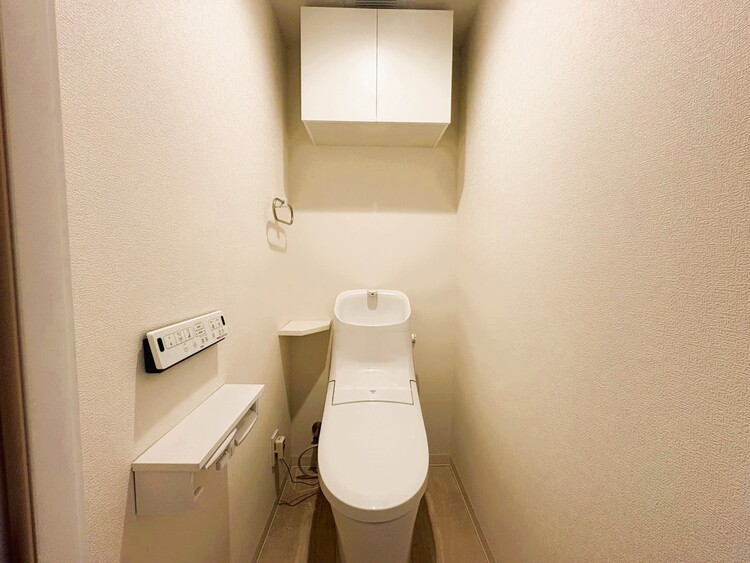 トイレ 暮らしの中のさりげないひとときの快適さにも、こだわりを、持って設備を配しております。