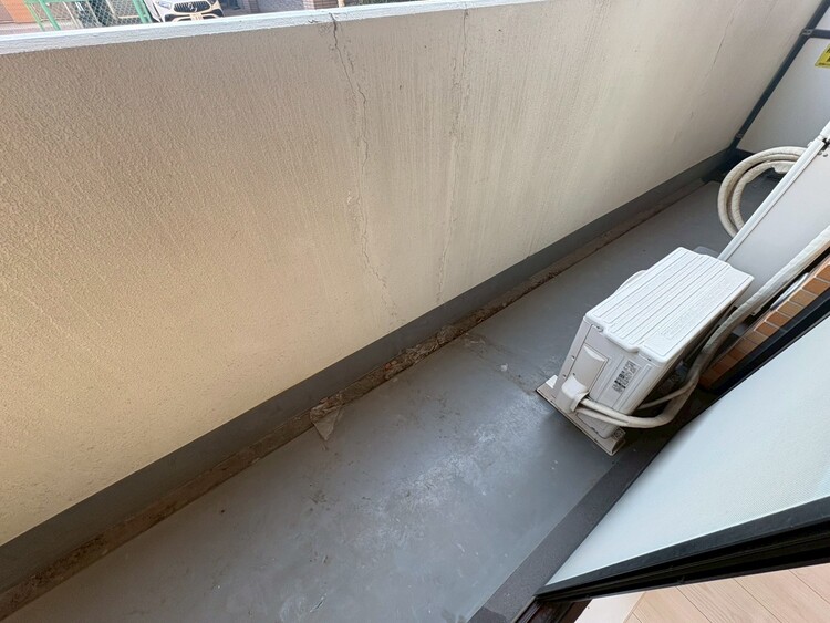 バルコニー 暮らしの中で、光と風を演出してくれるバルコニー。