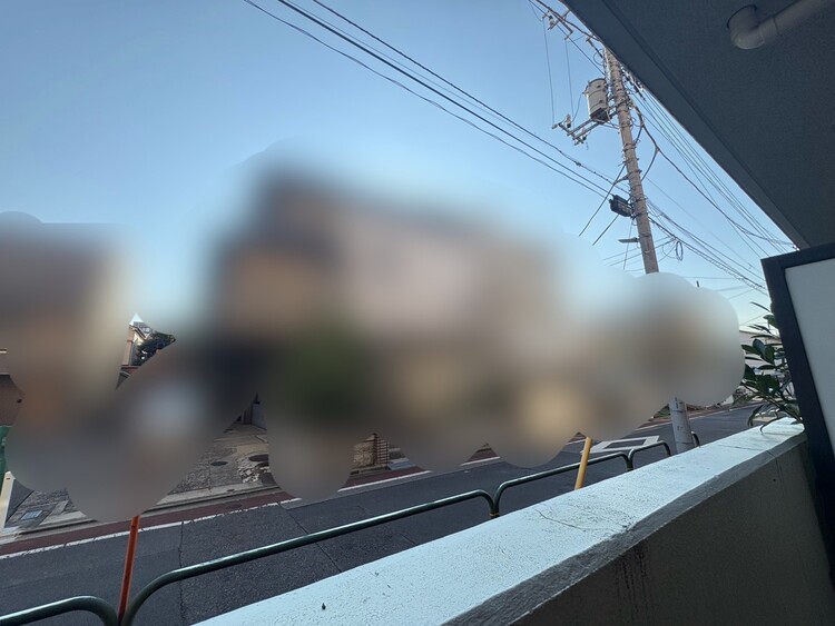 バルコニー 頬をなでる、優しい風を感じることが出来ます。