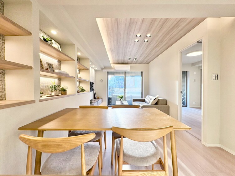 居間 豊かな居住性と、安心感を満たすクオリティが見事に調和した住空間。