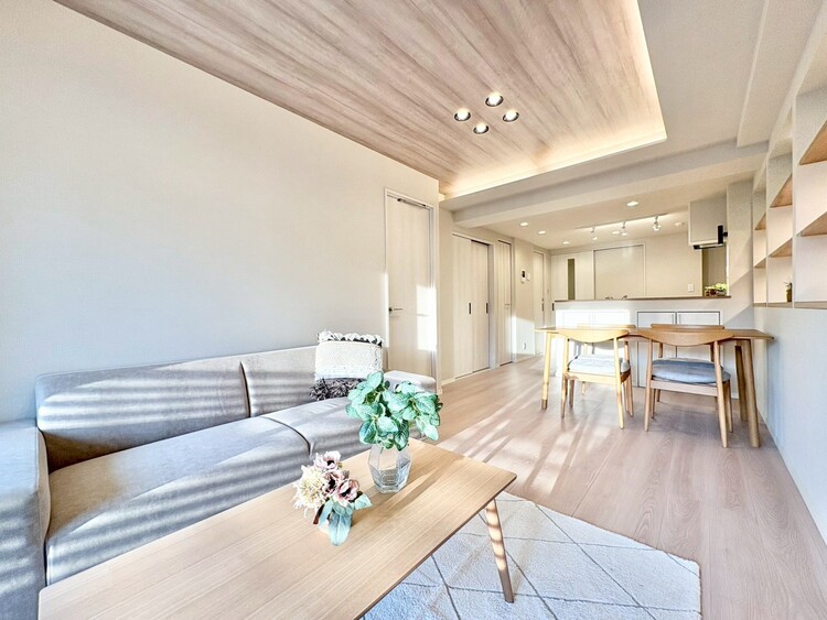 居間 過ごす時間が、たくさんの思い出として紡がれていく場所。