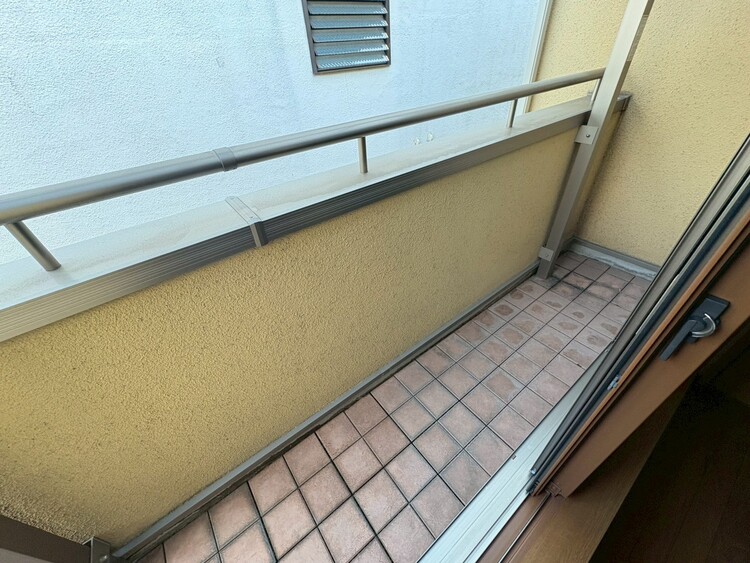 バルコニー 暮らしの中で、光と風を演出してくれるバルコニー。