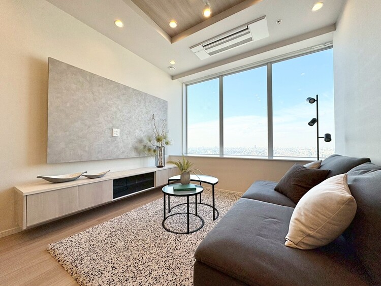 居間 居心地の良い空気感は、暮らしのステージを彩り、心からのやすらぎと満足感を与えてくれます。