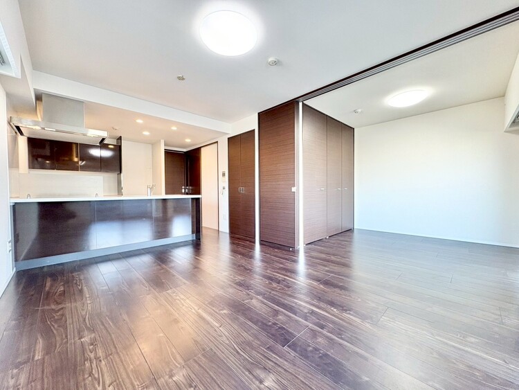 居間 ひとつひとつの空間に宿した機能性、そして美意識。