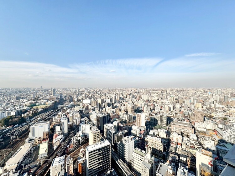 バルコニー 頬をなでる、優しい風を感じることが出来ます。