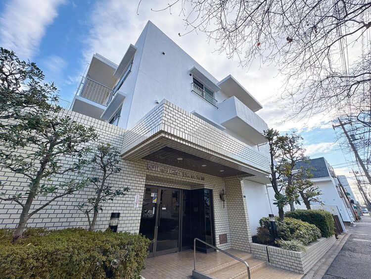 外観 資料には掲載していない情報が、現地にはたくさんあります。是非一度、現地をご確認ください。