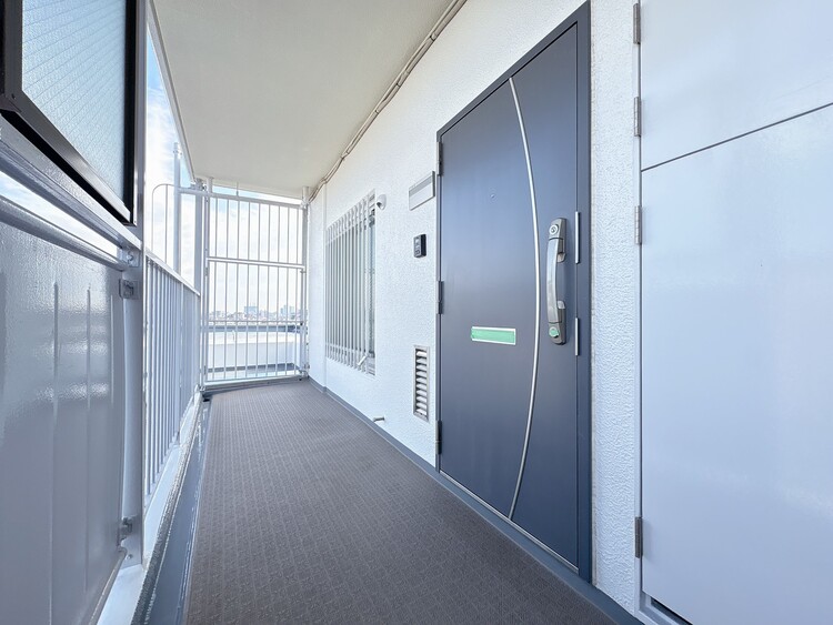 玄関 玄関を開ければ、そこは安らぎのご自宅。