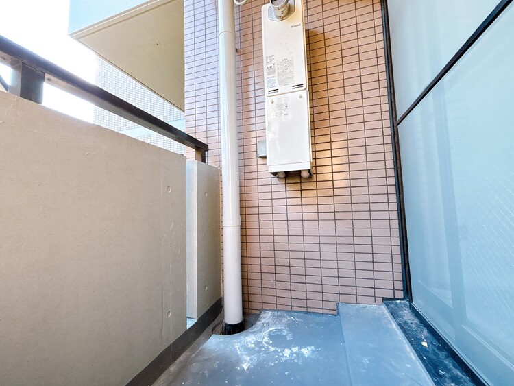 バルコニー 暮らしの中で、光と風を演出してくれるバルコニー。