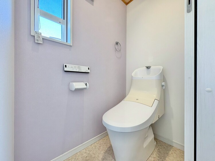 トイレ 暮らしの中のさりげないひとときの快適さにも、こだわりを、持って設備を配しております。