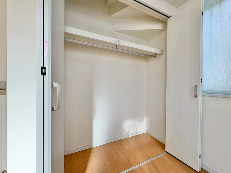 収納 居室にはクローゼットがあり、荷物もスッキリ収納して快適にお過ごしいただけます。
