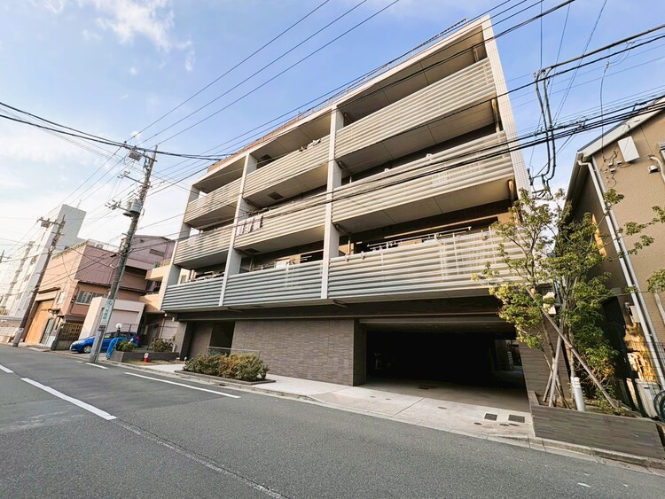 外観 資料には掲載していない情報が、現地にはたくさんあります。是非一度、現地をご確認ください。