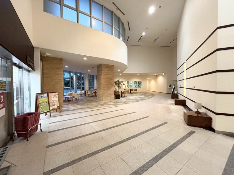 その他 館内は静寂な中が保たれており、管理が行き届いている印象を受けました。