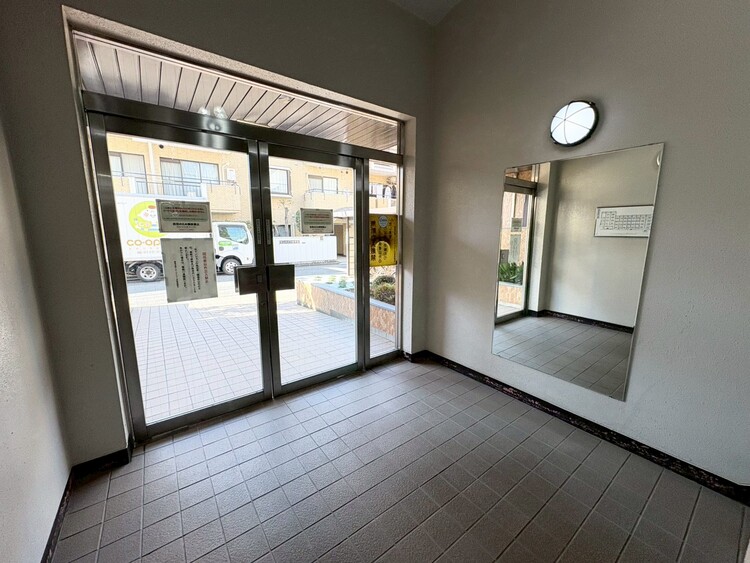 その他 館内は静寂な中が保たれており、管理が行き届いている印象を受けました。